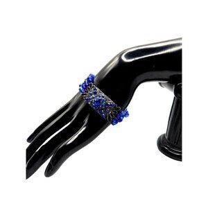 Beautiful Blues Art Deco 4 strand beaded Stretch Bracelet in Good Condition